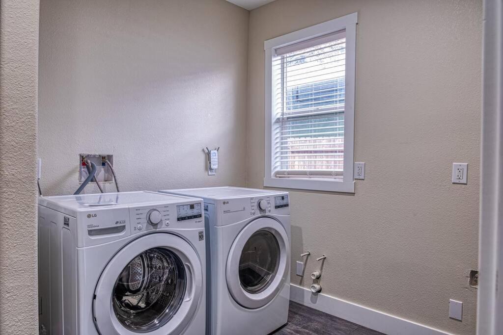 Villa 4Br Victorian Walk To Uc Davis & Shriner Med Cen Sacramento Exterior foto